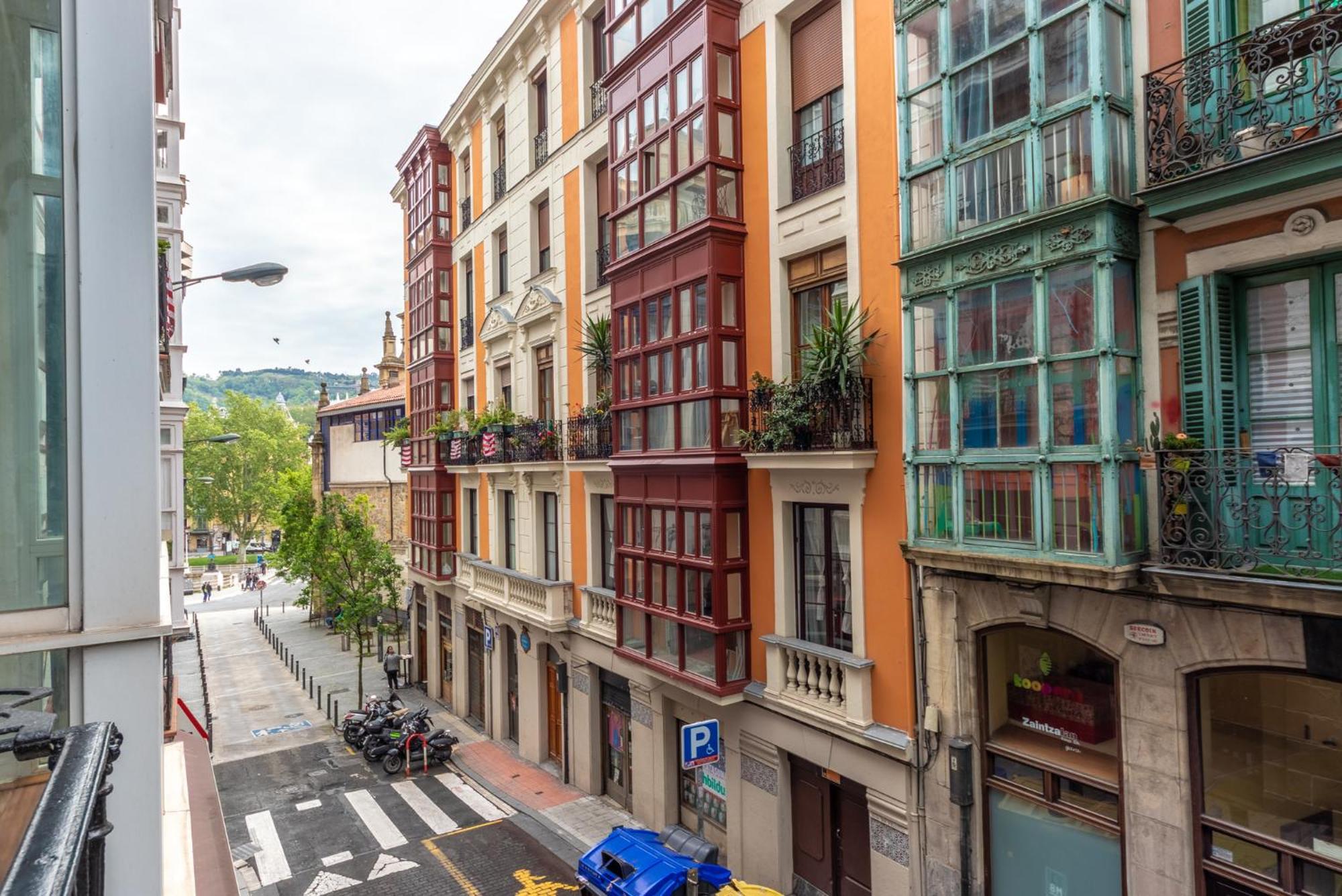 Encantador Apartamento En El Casco Antiguo De Μπιλμπάο Εξωτερικό φωτογραφία